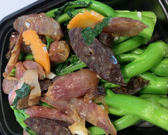 805. Stir-Fried Chinese Kale with Preserved Meat 臘味炒芥蘭